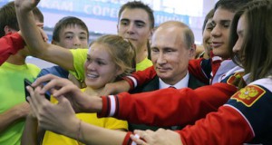 Президент РФ вызывает симпатию, восхищение и повышенное доверие у россиян