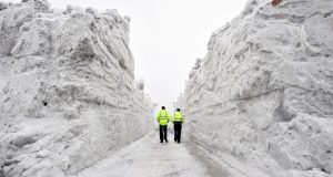 Уфу активно очищают от снега 300 машин и 2000 рабочих